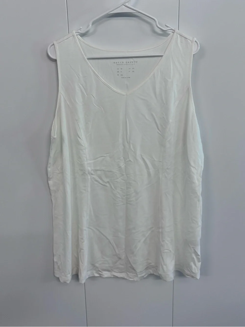 Susan Graver Tank Top Womens Size 1X White Liquid Knit Stretch Relaxed Comfort